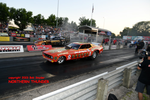Chris Schneider - 'Brutus' (near lane) vs 
Shayne Lawson - 'Man O' War II' (far lane)